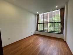 Holland Link (D10), Terrace #500361851